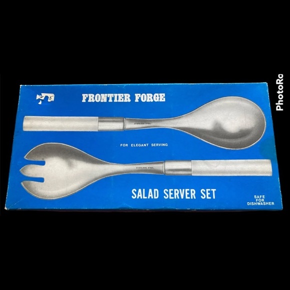 fronteir forge Other - Fronteir forge vintage stainless steel and lucite salad server set